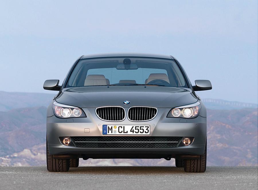  BMW 5-Series 2007 года  (фото 78 из 93)